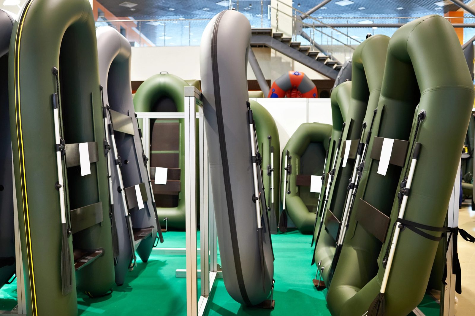 Navtična trgovina odpira svet raziskovanja morja vsakomur zaradi izjemno široke ponudbe in preprostih storitev